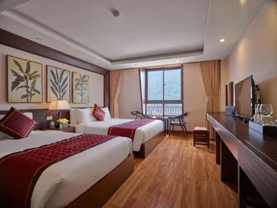 豪华三人间 — Sapa Freesia Hotel